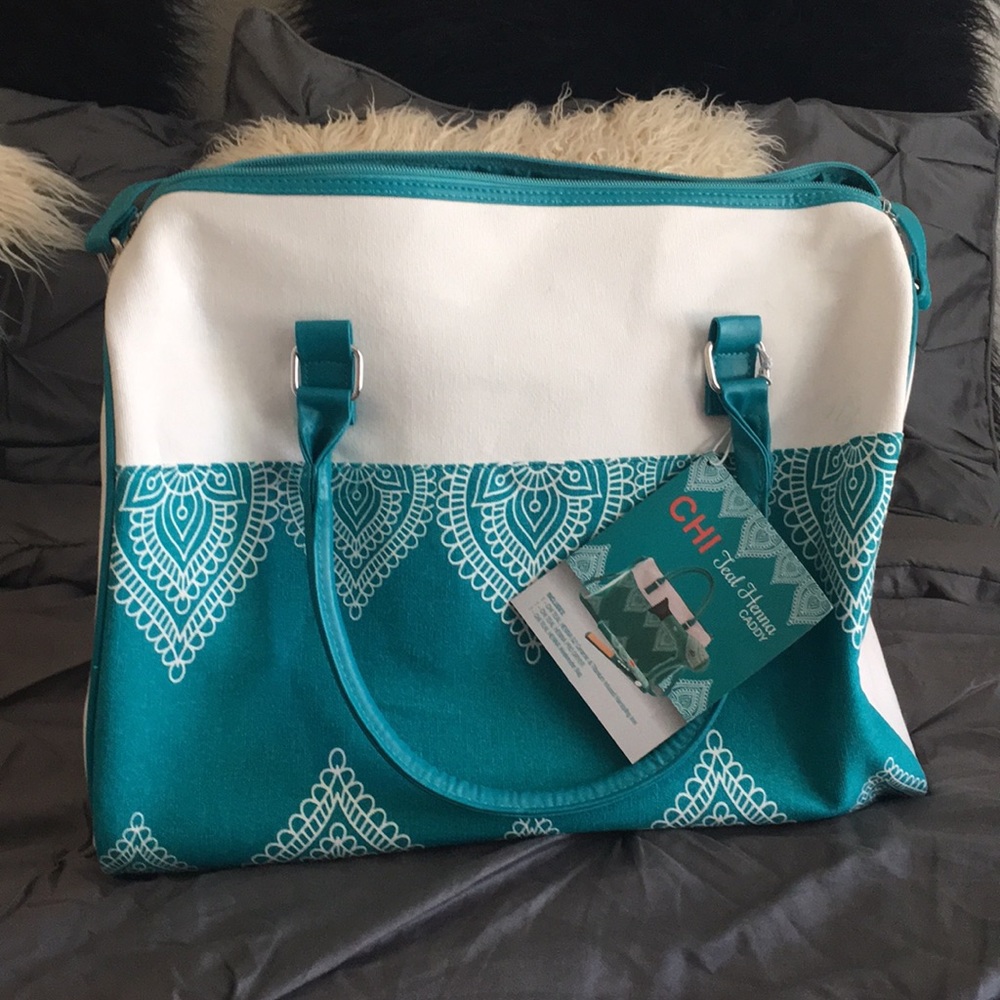 NWT Teal Chi Weekender Bag